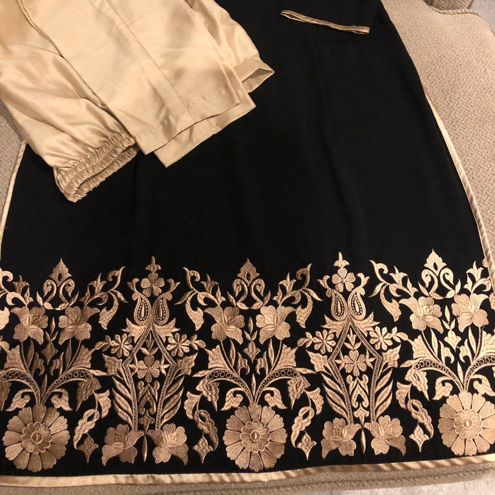 Pakistani/Indian kurta and trouser